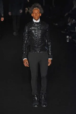 Look 15